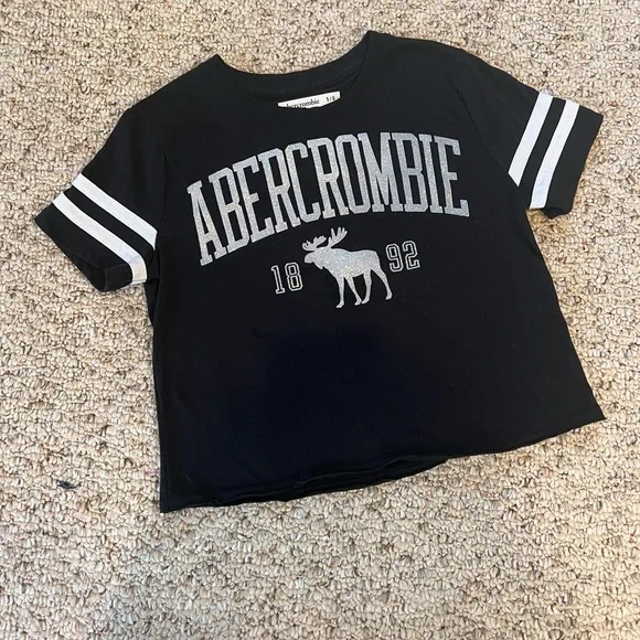 3 Abercrombie & Fitch kids tops - Picture 5 of 16
